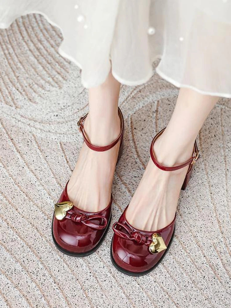 Elegant Orthopedic Pumps for Every Step