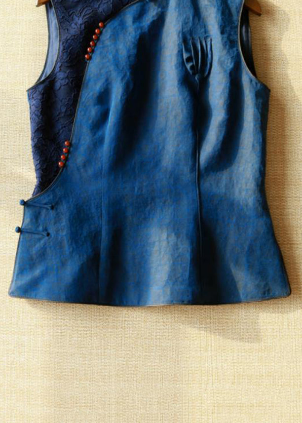 Sophisticated Garment with a Clean Classic Look