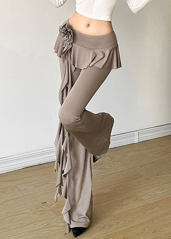Effortlessly Elegant Pants with a Timeless Design