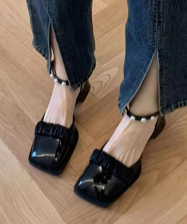 Graceful Orthopedic Sandals for Modern Look