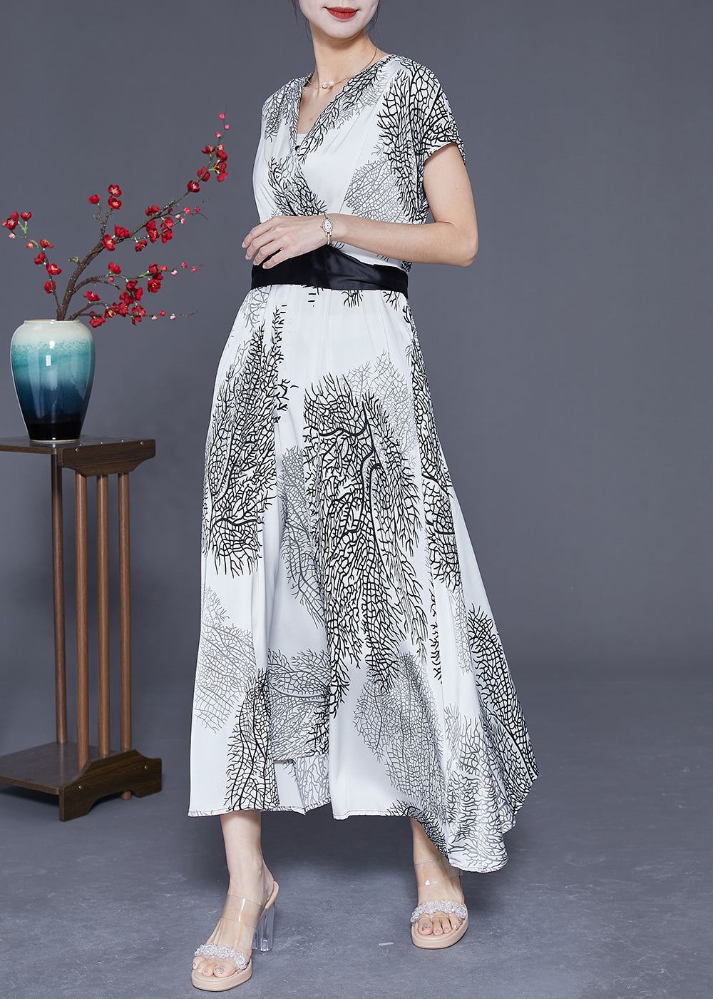 Classic Vintage & Enduringly Stylish Dress