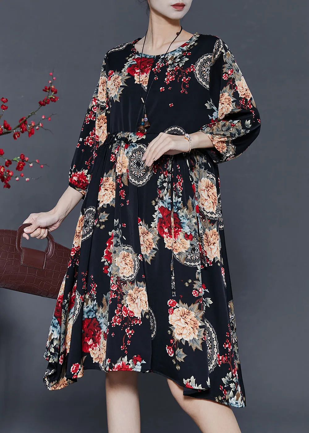 Effortlessly Elegant Dress with a Timeless Design