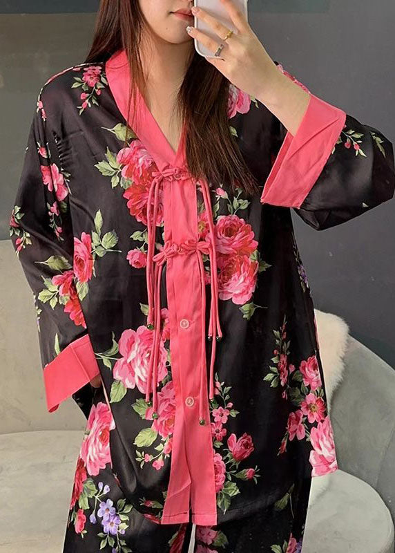 Casually Elegant Garment with a Refined Edge