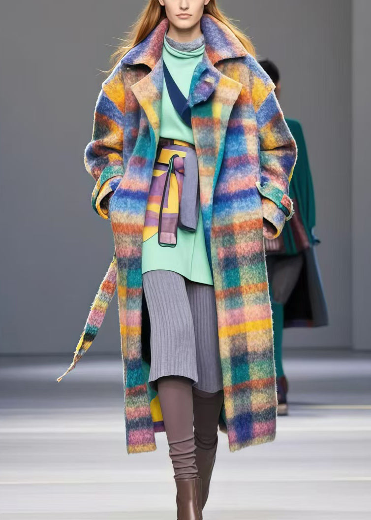 Effortlessly Elegant Coat with a Timeless Design