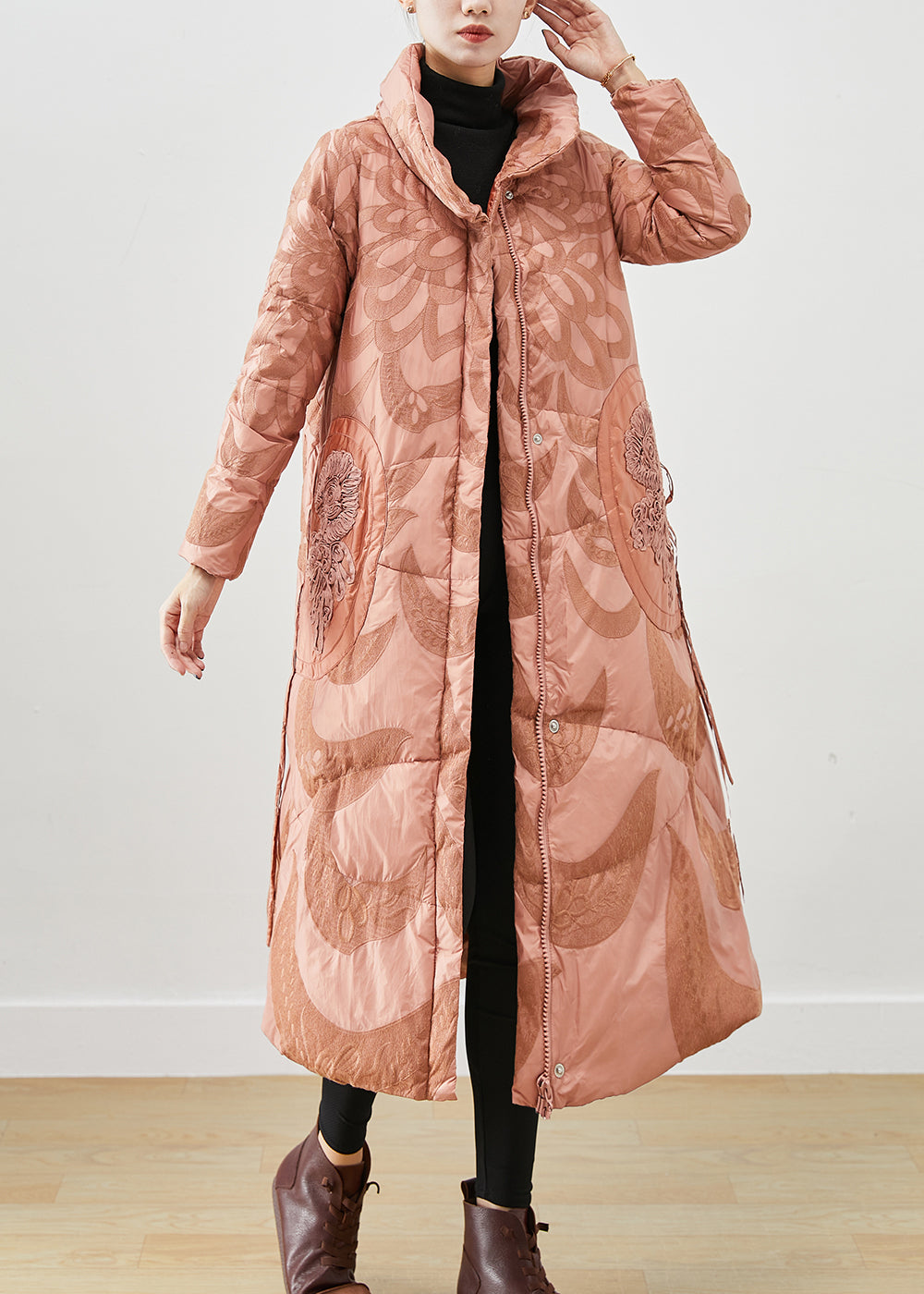 Beautifully Finished Coat in a Timeless Design