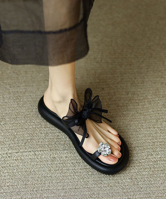 Graceful Orthopedic Sandals for Modern Look