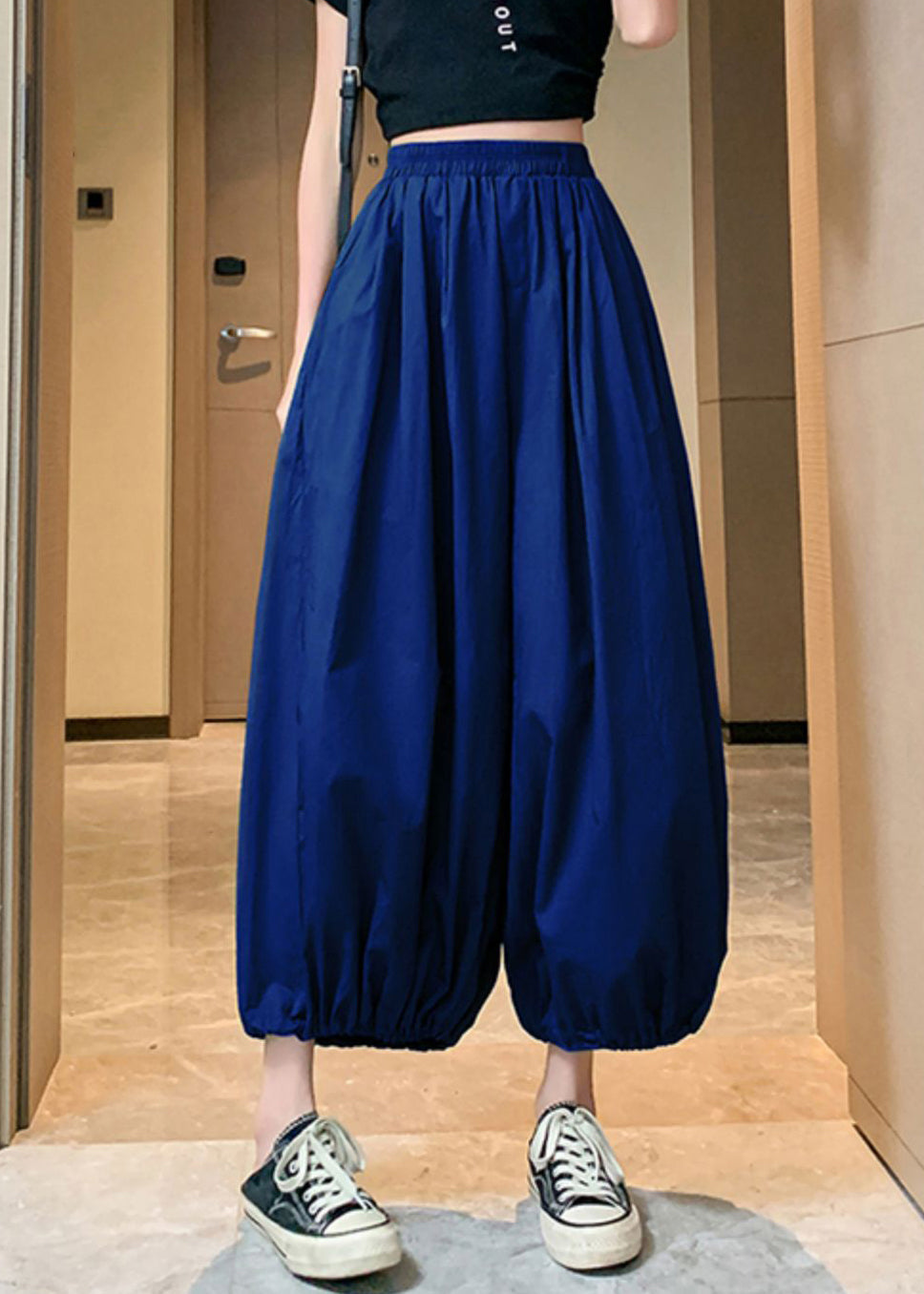 Elegantly Styled Pants for Everyday Wear