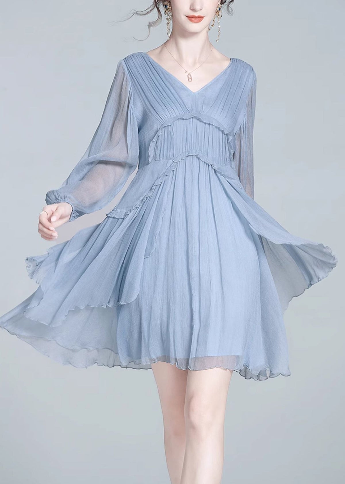 Classic Vintage Dress with a Flattering Fit