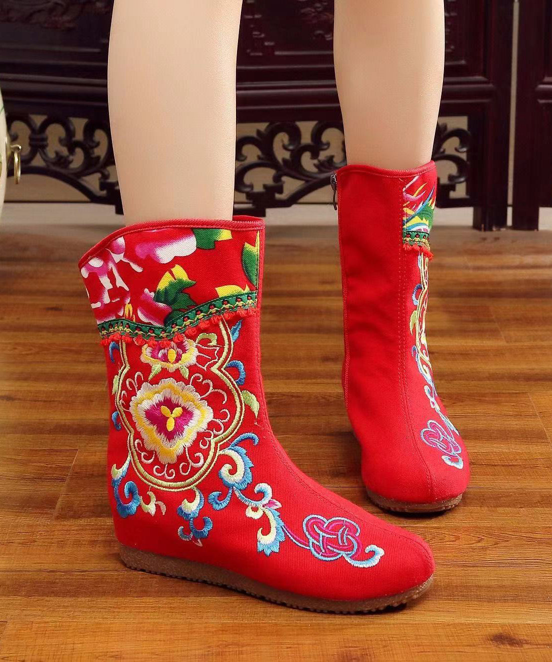 Chic Orthopedic Boots with Unique Design