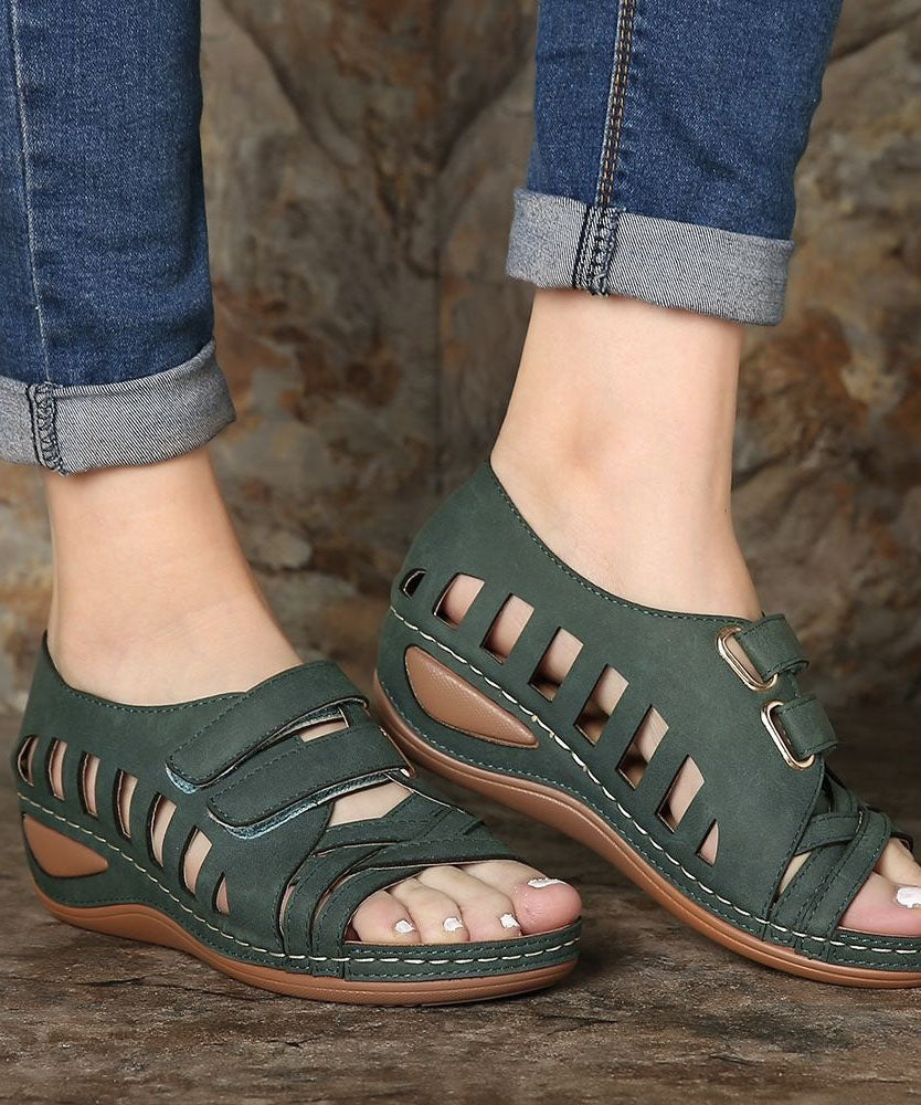 Graceful Orthopedic Sandals for Modern Look