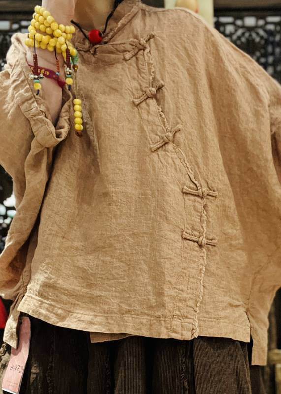 Effortlessly Elegant Top with a Timeless Design