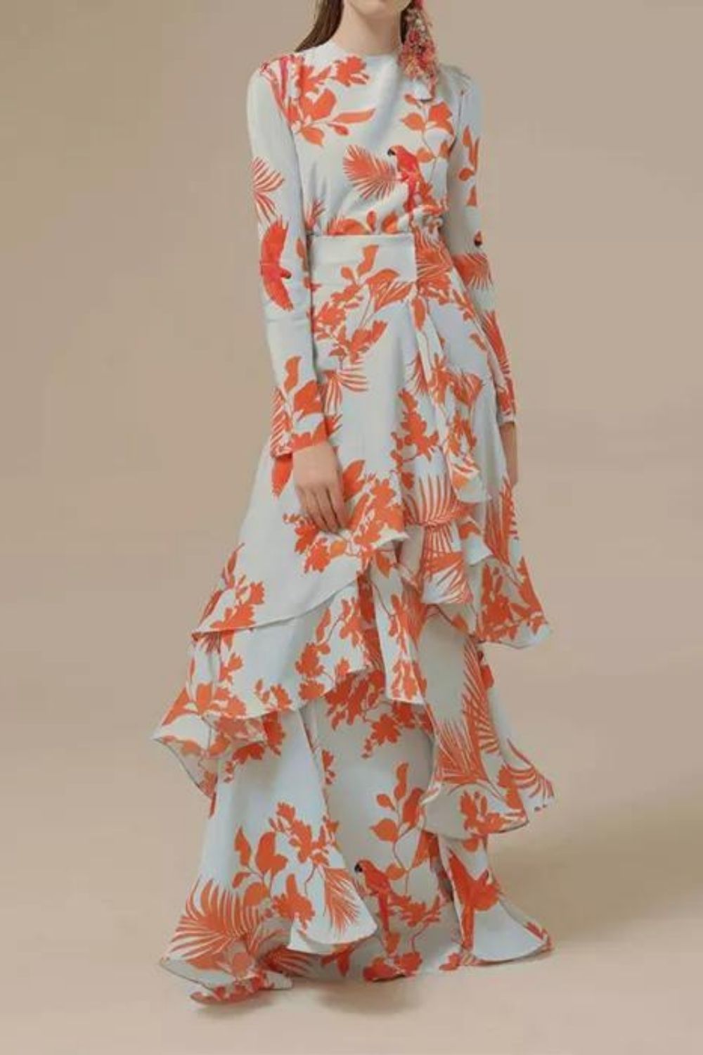 Beautifully Crafted Dress in a Classic Style
