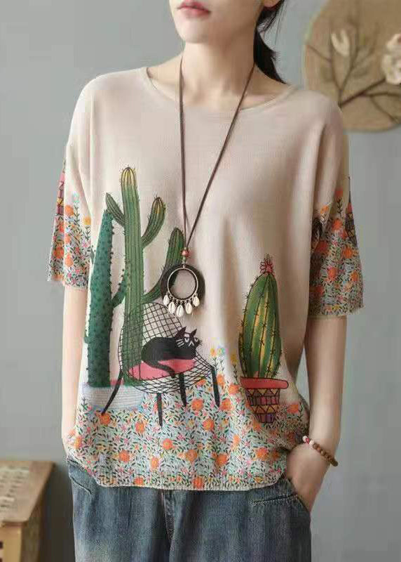 Classic Vintage Top with a Flattering Fit