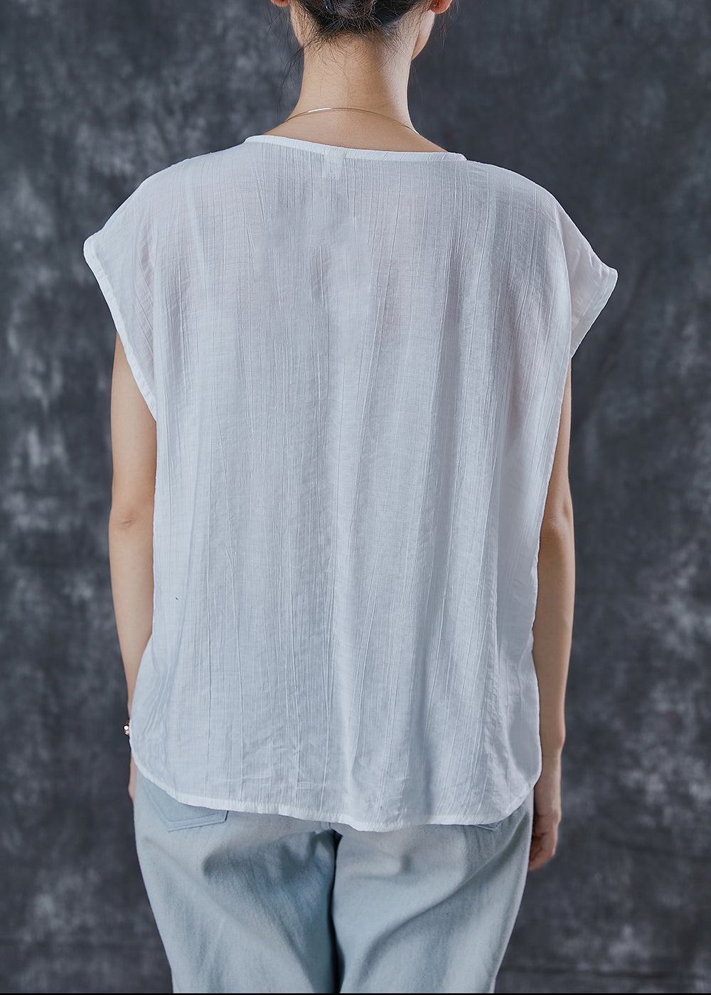 Effortlessly Elegant Top with a Timeless Design