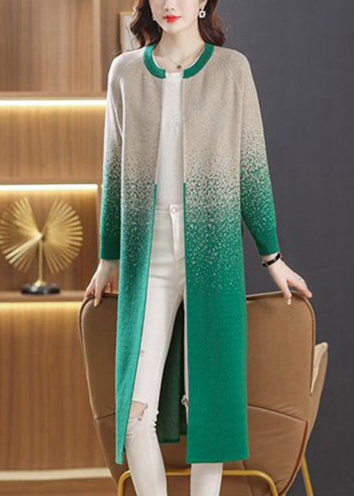 Classic Vintage Cardigan with a Flattering Fit