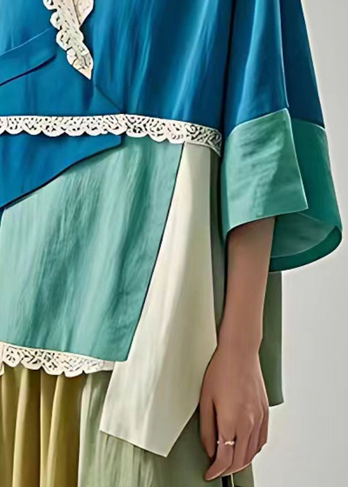 Sophisticated Blouse with a Clean Classic Look