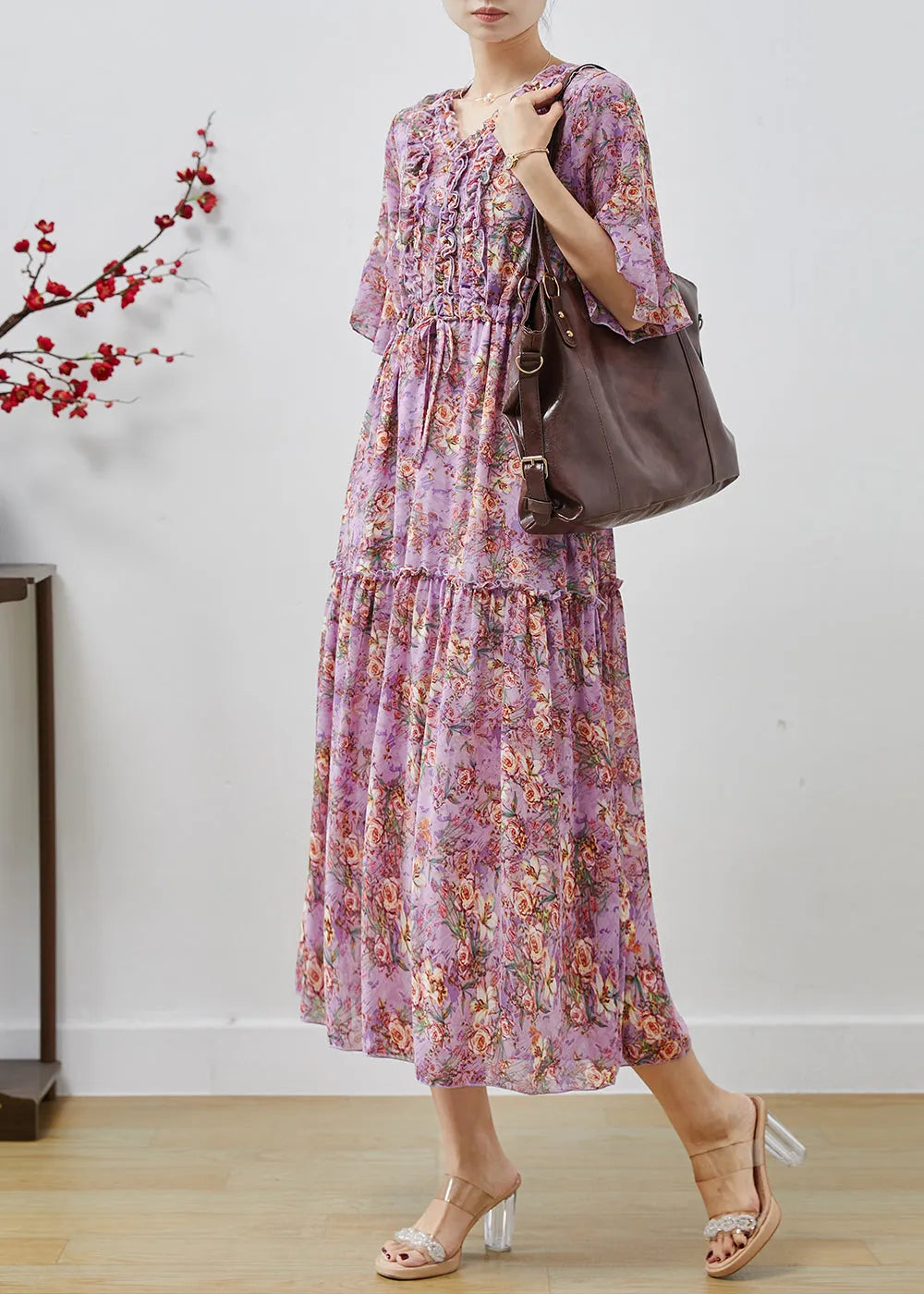 Effortlessly Elegant Dress with a Timeless Design