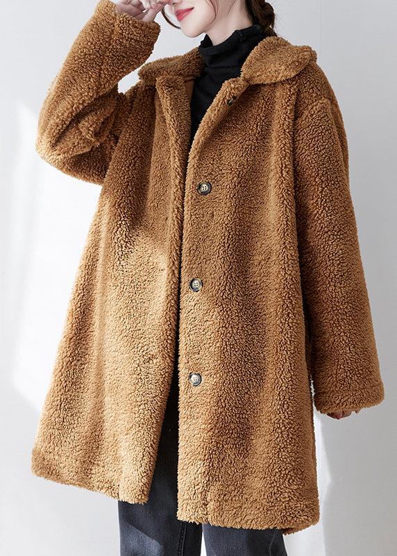 Classic Vintage Coat with a Flattering Fit