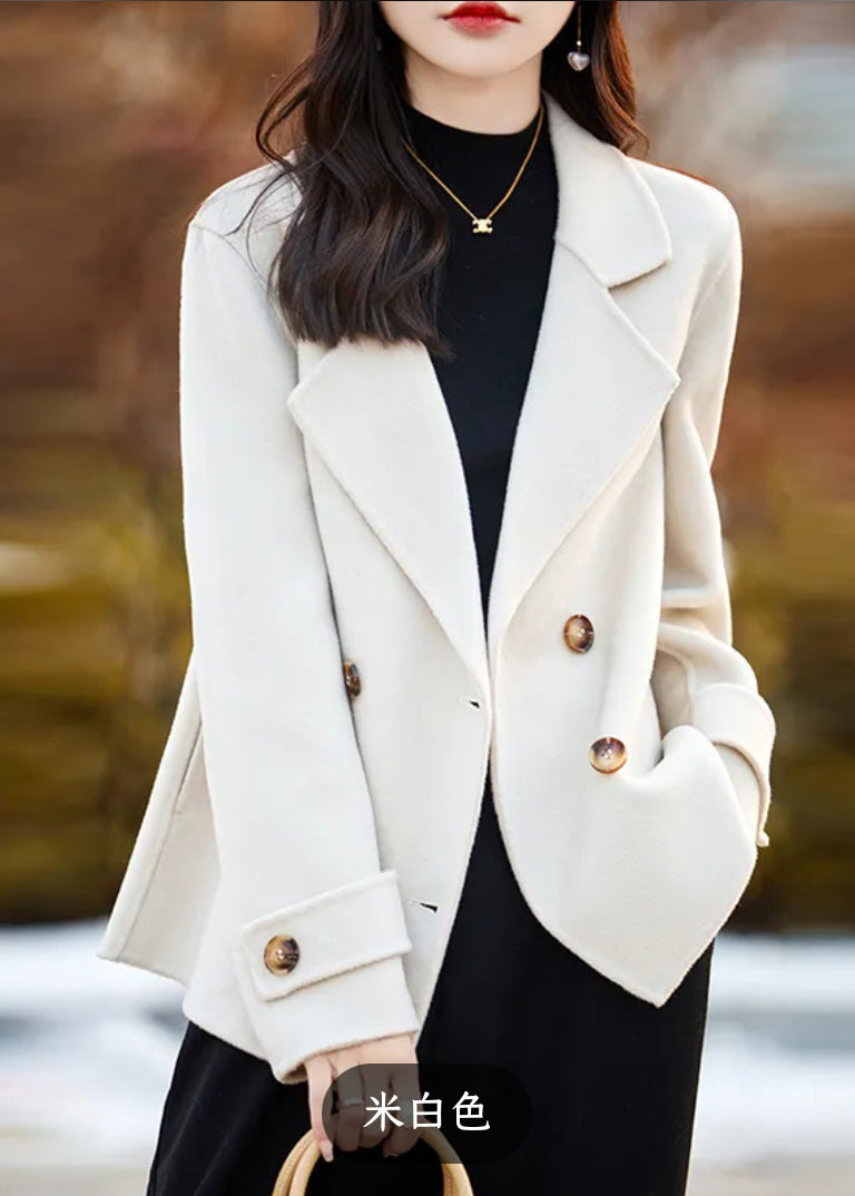 Classic Vintage & Enduringly Stylish Coat