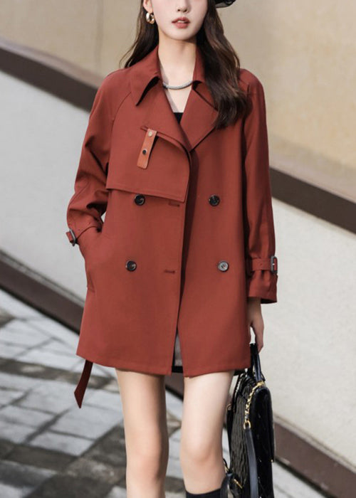 Beautifully Finished Coat in a Timeless Design