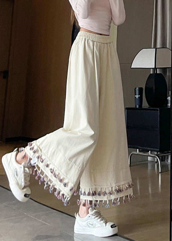 Elegantly Styled Pants for Everyday Wear