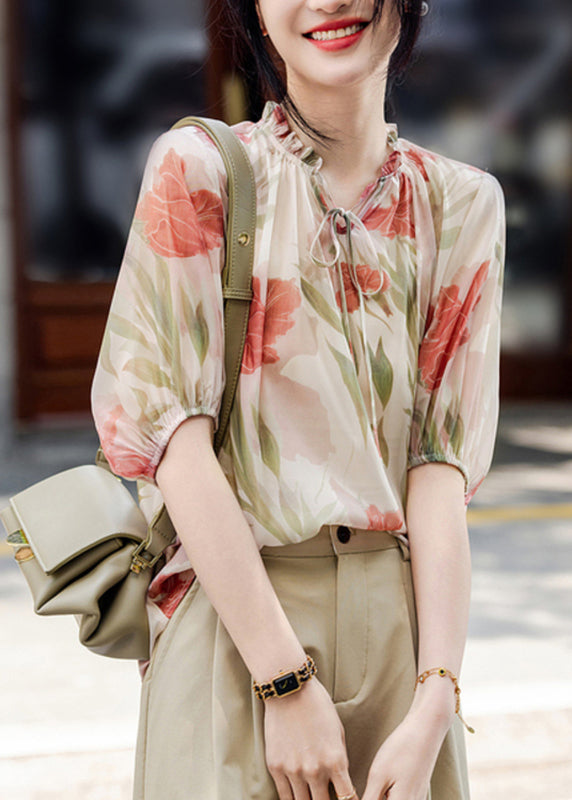 Well Tailored Top with a Graceful Silhouette