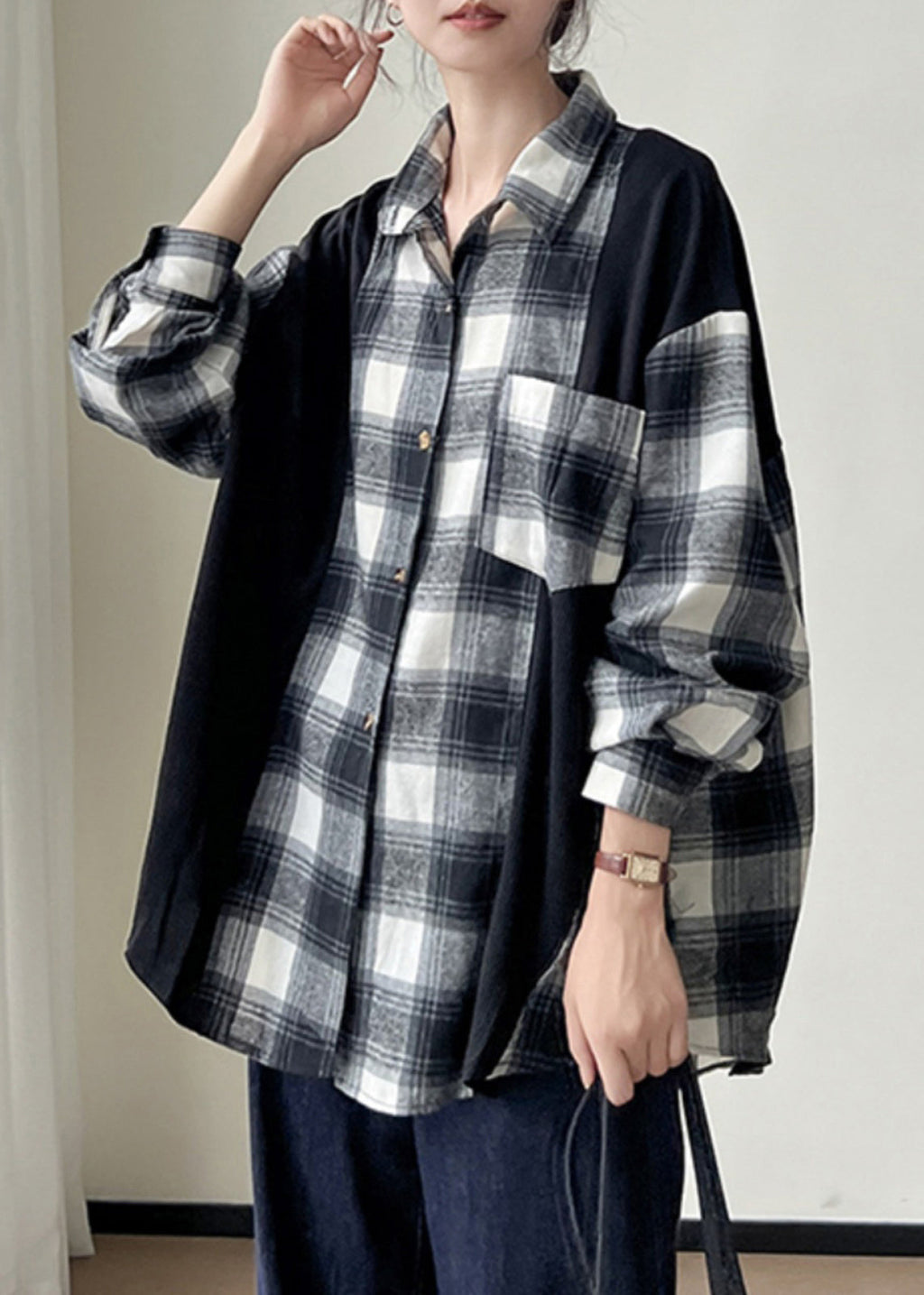 Effortlessly Elegant Shirt with a Timeless Design