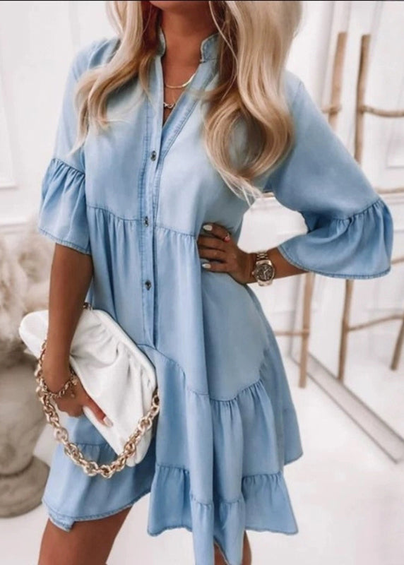 Sophisticated Dress with a Clean Classic Look