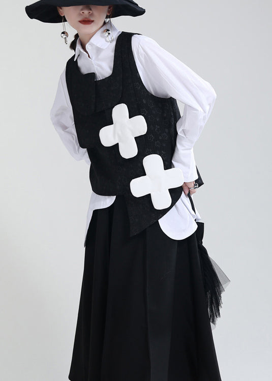 Effortlessly Elegant Garment with a Timeless Design