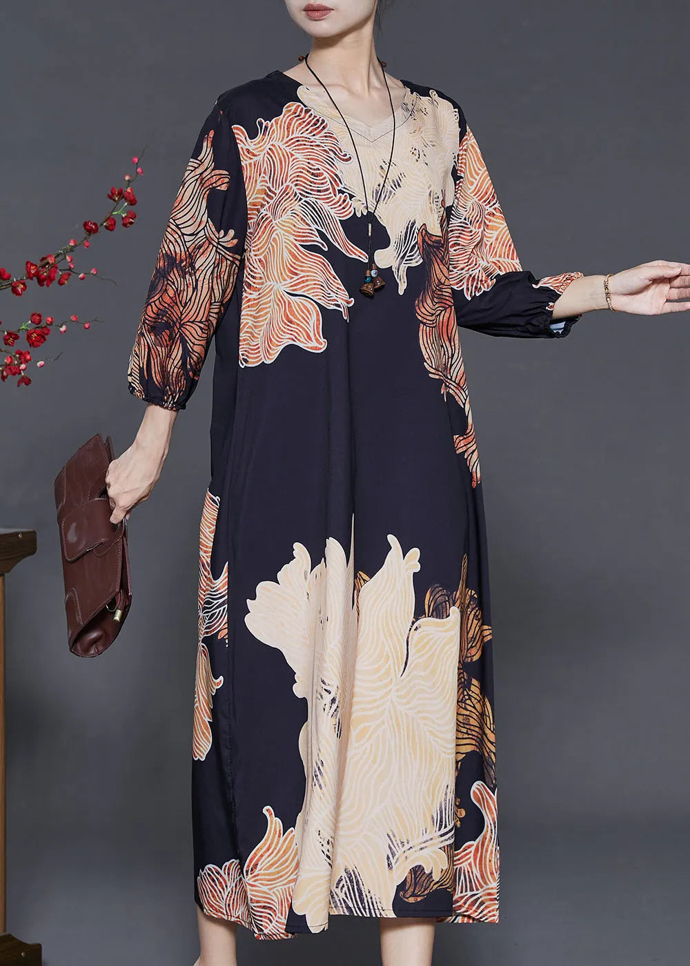 Classic Vintage Dress with a Flattering Fit