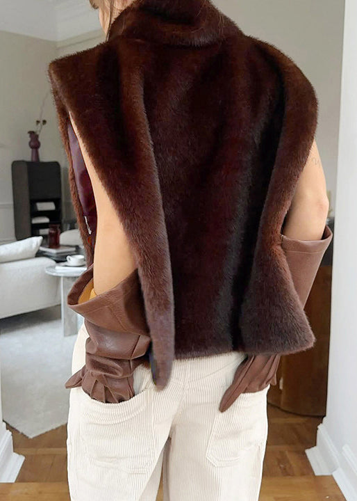 Classic Vintage & Enduringly Stylish Coat