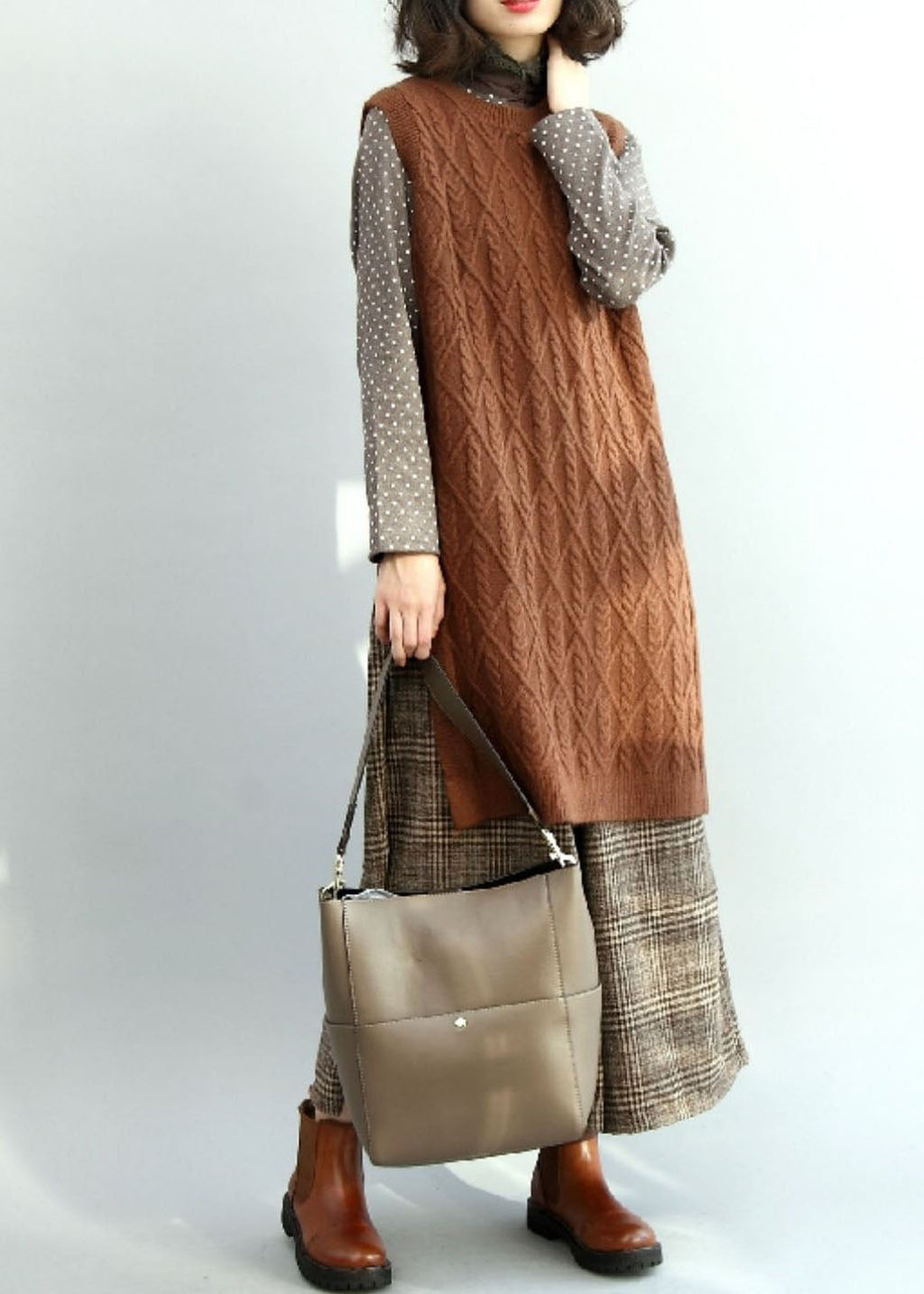 Well Tailored Garment with a Graceful Silhouette