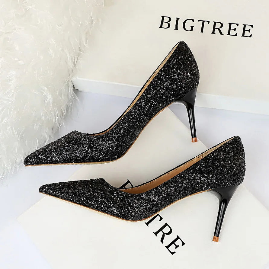 Graceful Orthopedic Heels for Modern Look