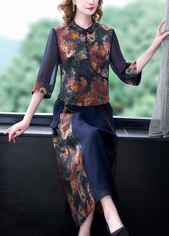 Polished Top with an Effortless Classic Look