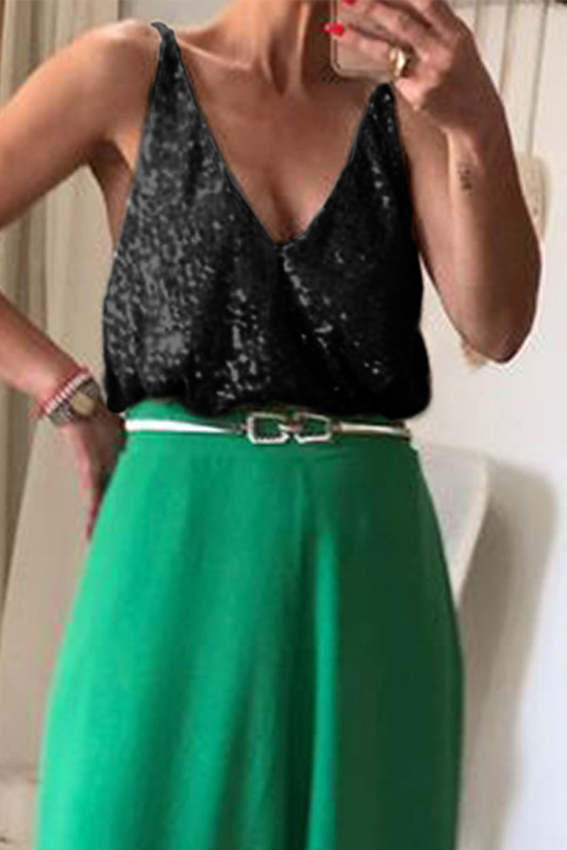 Polished Top with an Effortless Classic Look