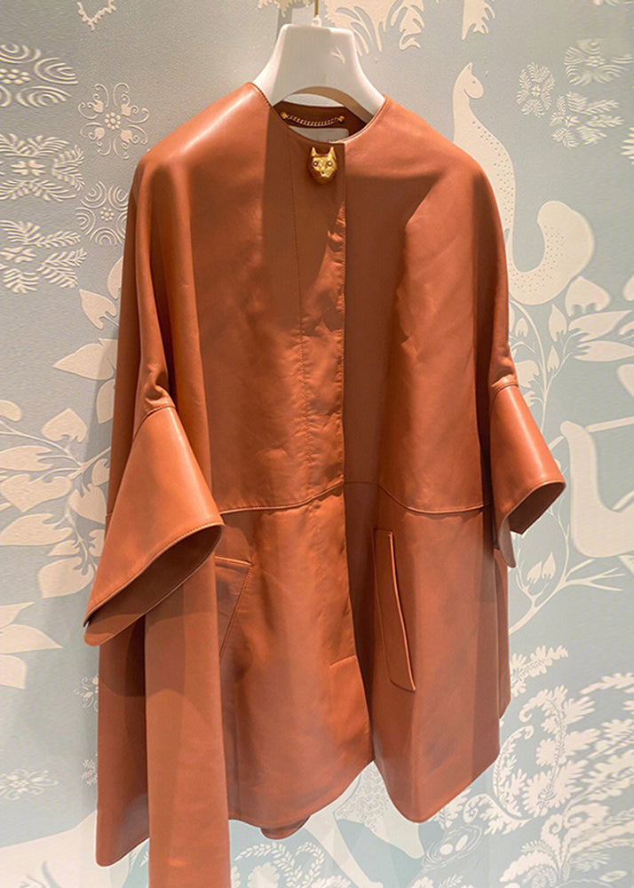 Gracefully Styled Coat for Any Occasion