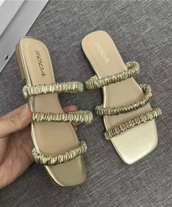 Graceful Orthopedic Sandals for Modern Look