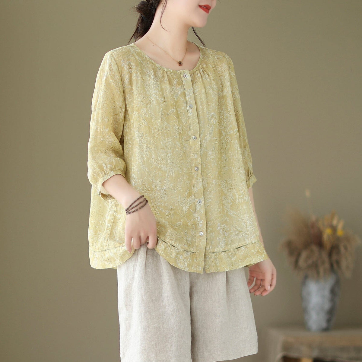 Gracefully Styled Blouse for Any Occasion