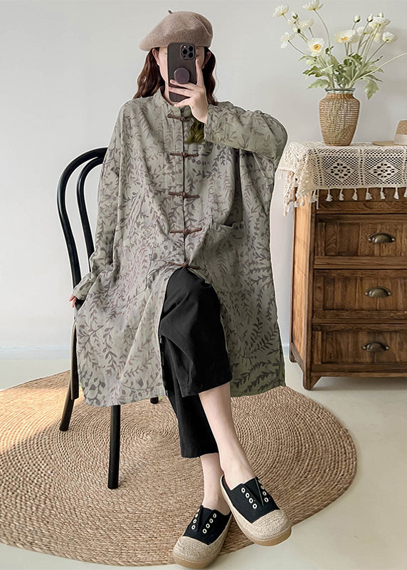 Beautifully Finished Coat in a Timeless Design