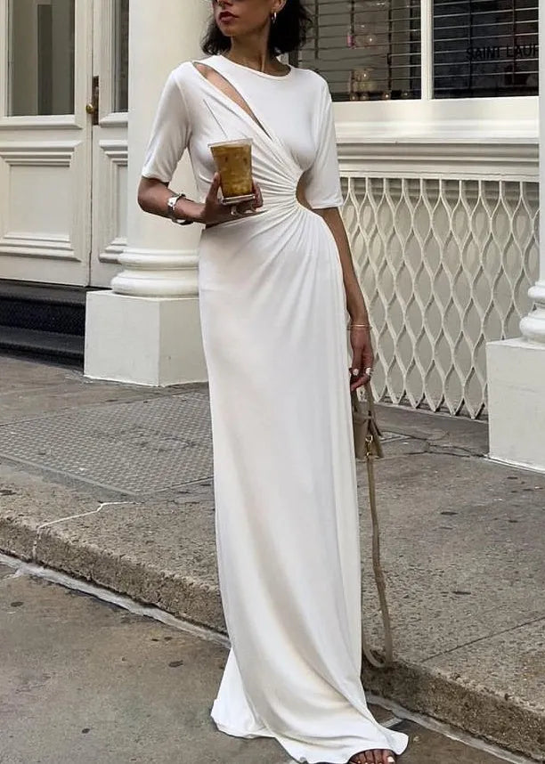 Gracefully Styled Dress for Any Occasion