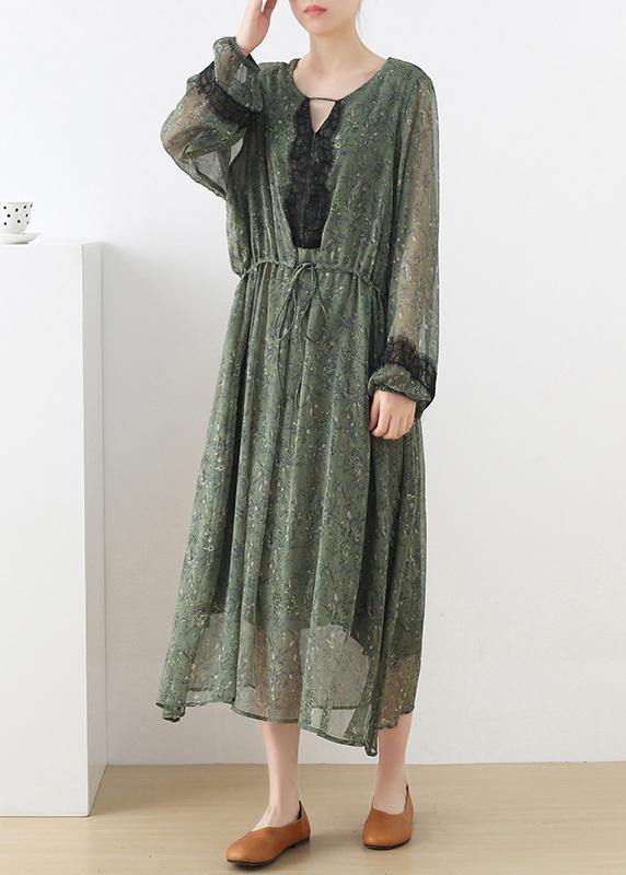 A Vintage Style Dress with Delicate Timeless Details