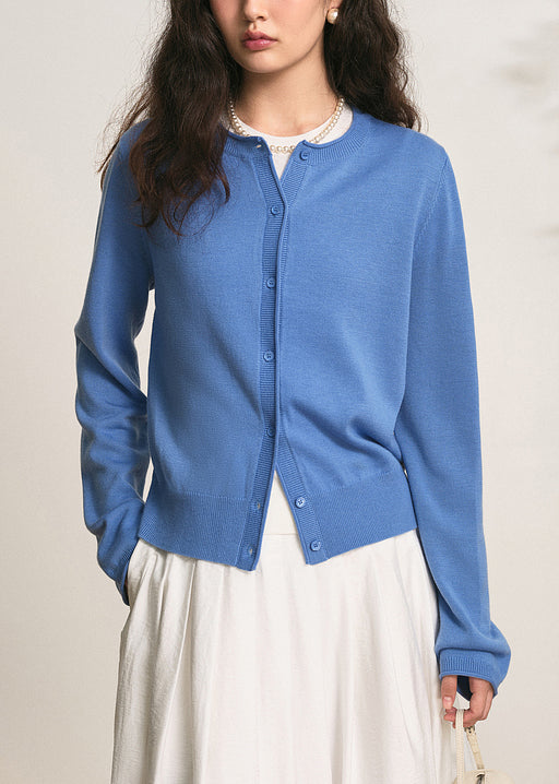Classic Vintage Cardigan with a Flattering Fit
