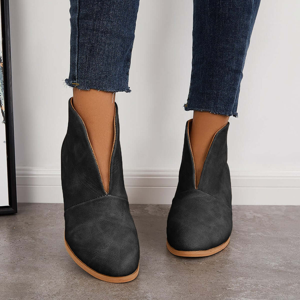 Graceful Orthopedic Boots for Modern Look