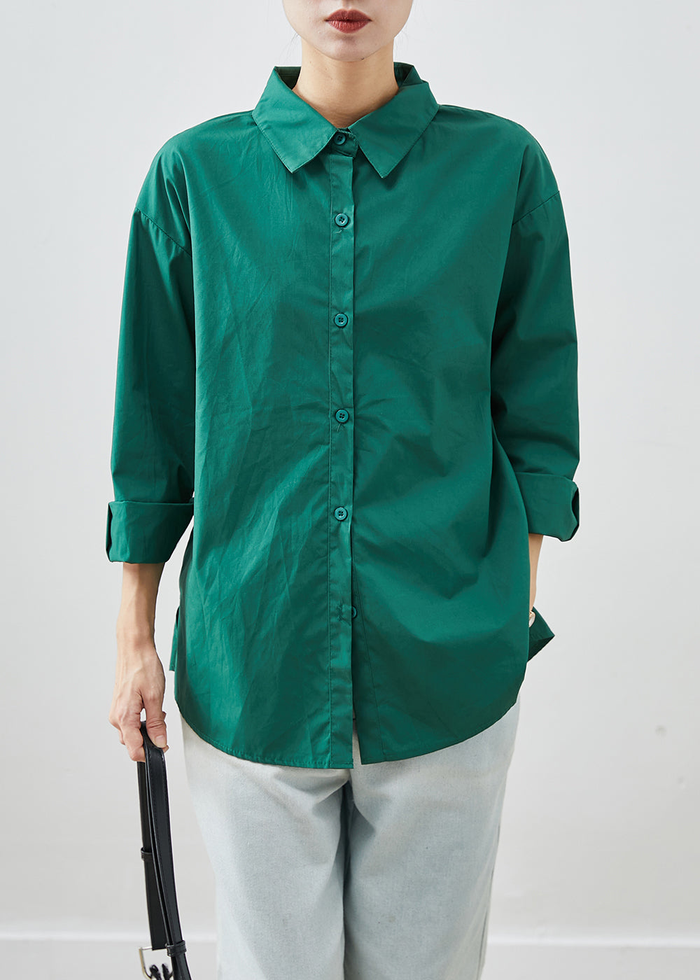 Effortlessly Elegant Shirt with a Timeless Design