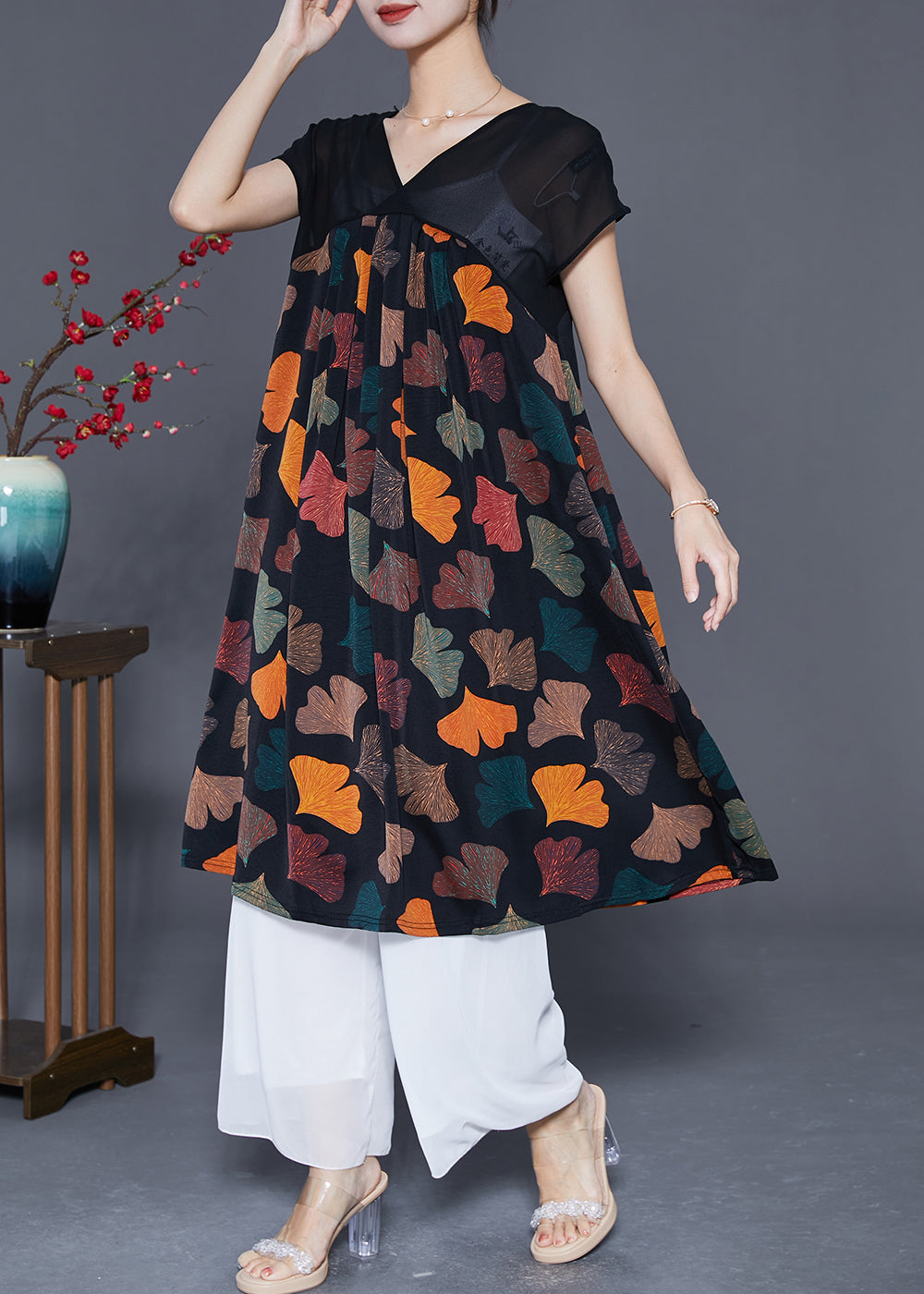 Classic Vintage & Enduringly Stylish Dress