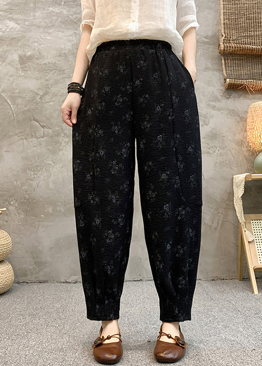 Well Tailored Pants with a Graceful Silhouette