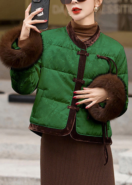 Classic Vintage Coat with a Flattering Fit