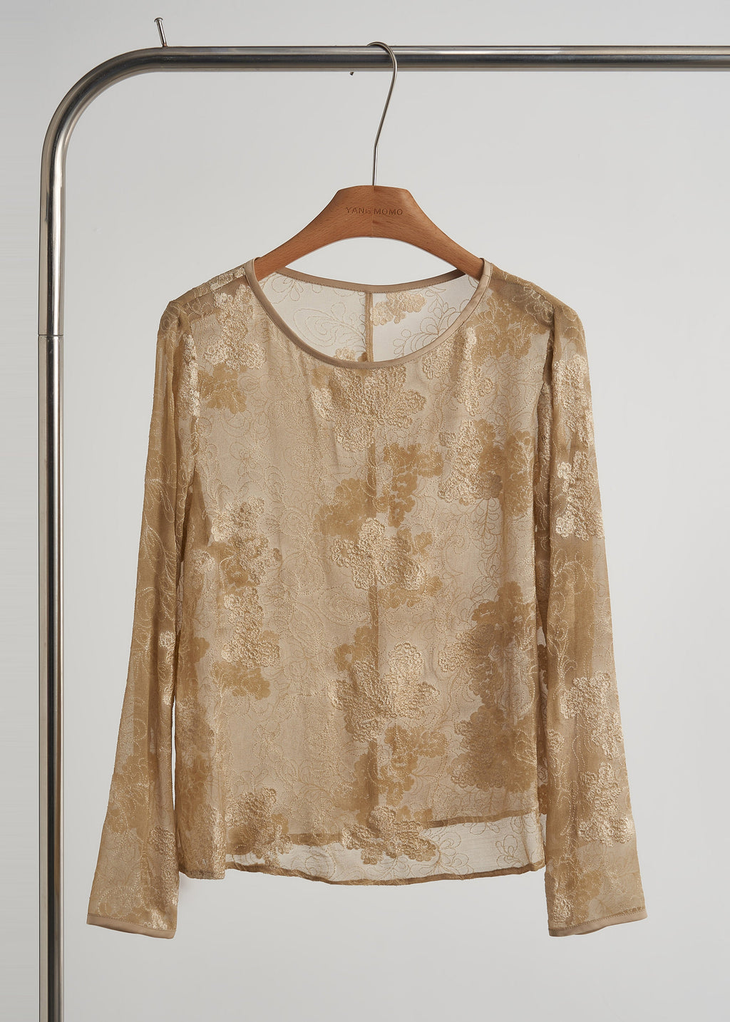Beautifully Crafted Shirt in a Classic Style
