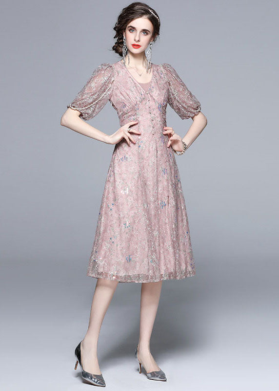 Effortlessly Elegant Dress with a Timeless Design