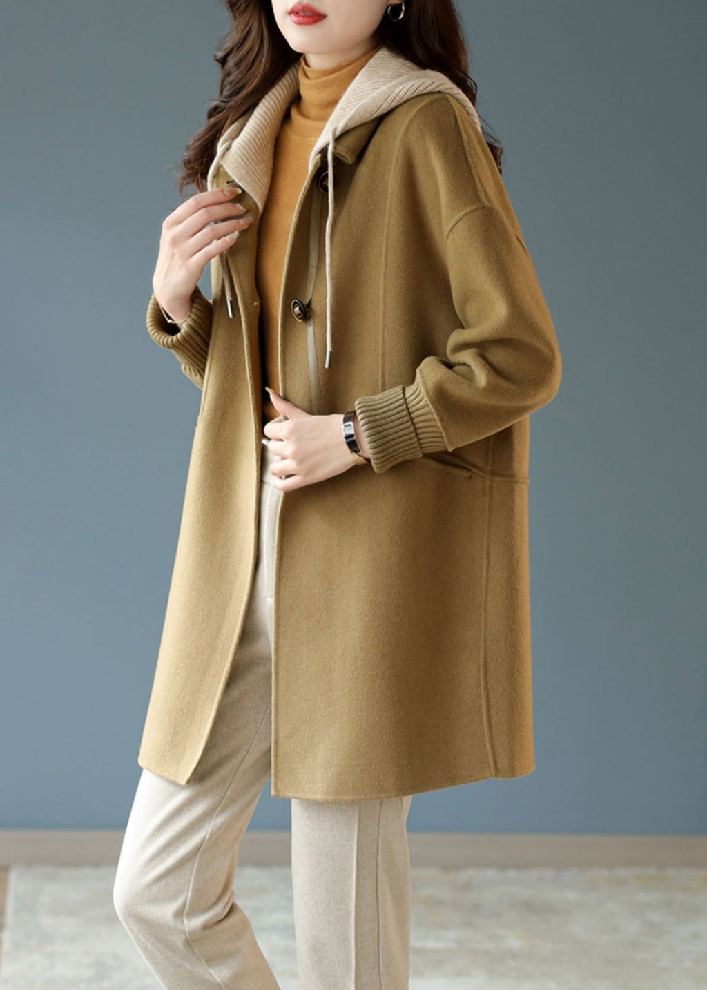 Beautifully Finished Coat in a Timeless Design